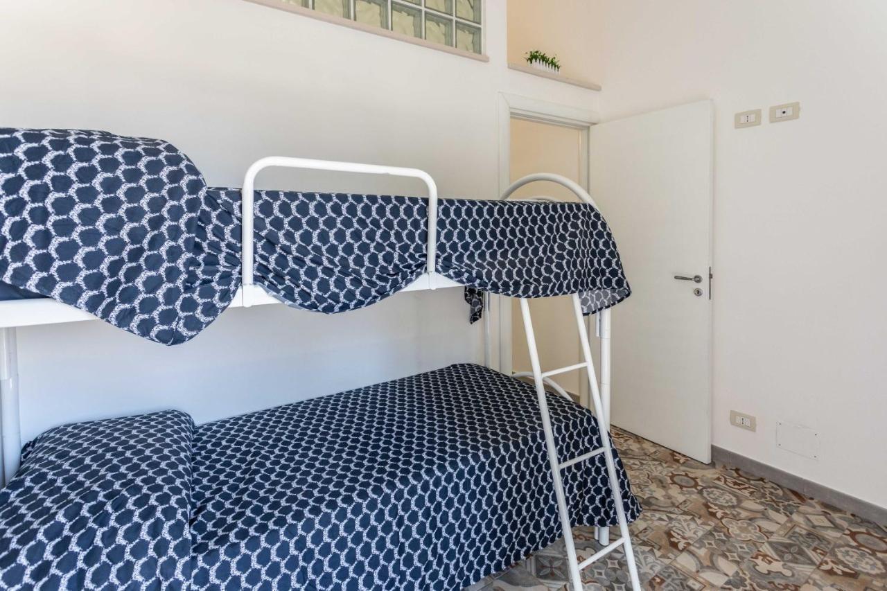 Villetta Andrea A Due Passi Dalla Sabbia - Apulia Home Torre San Giovanni Ugento Exteriör bild