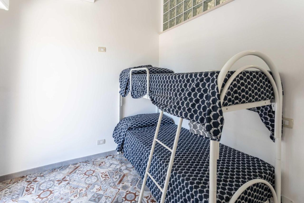 Villetta Andrea A Due Passi Dalla Sabbia - Apulia Home Torre San Giovanni Ugento Exteriör bild